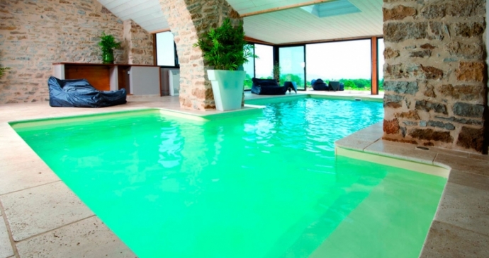 Piscines int&eacute;rieures